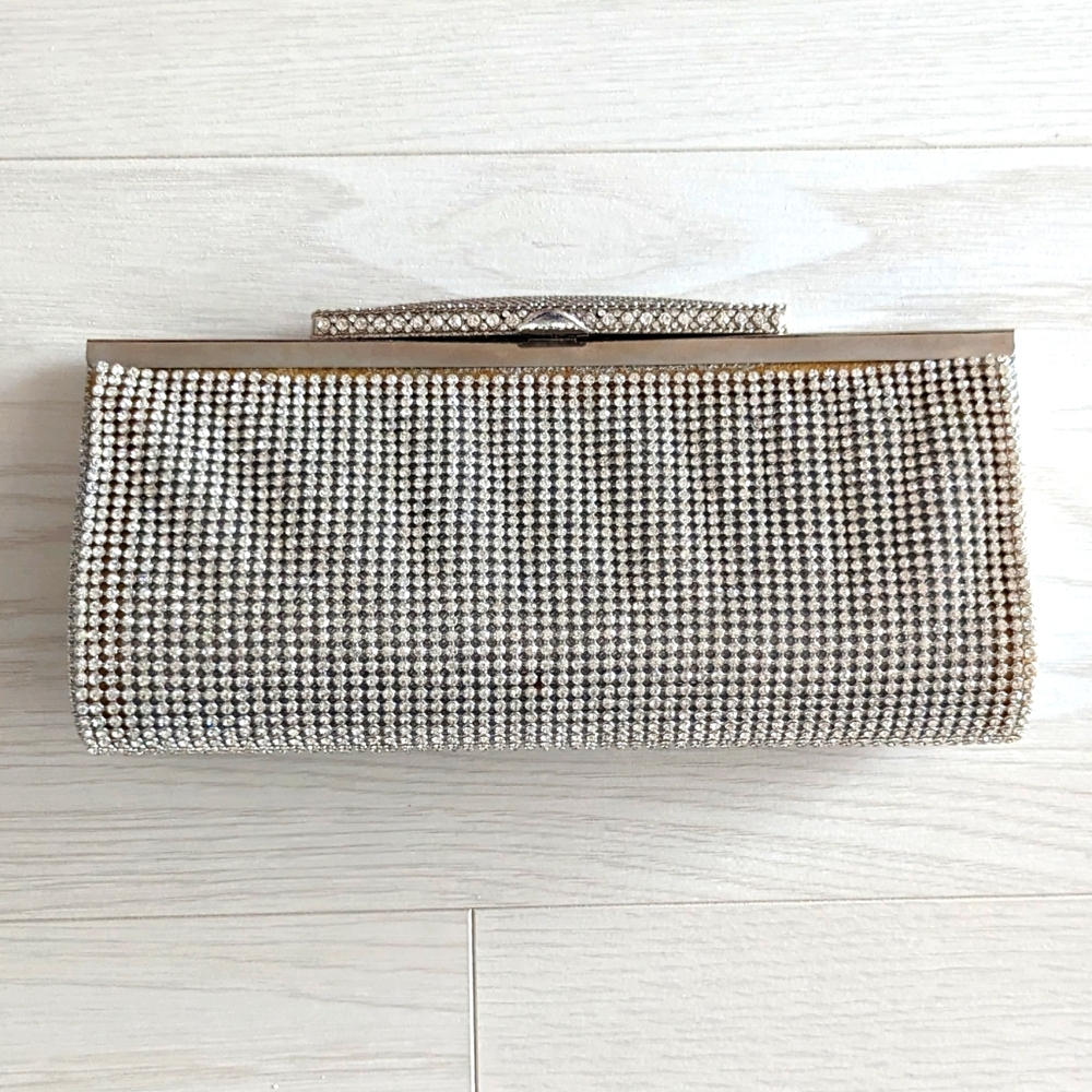 Brand New Top Clasp Silver Crystal Clutch with 2 chain options